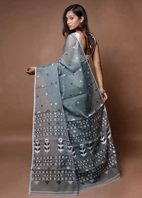 Grey Tant Jamdani Saree Without Blouse Piece