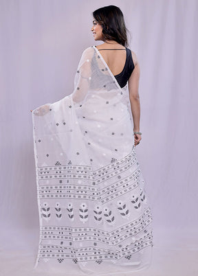 White Tant Cotton Saree Without Blouse Piece - Indian Silk House Agencies