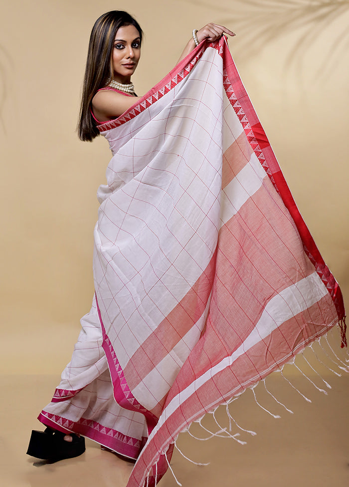 White Cotton Saree With Blouse Piece