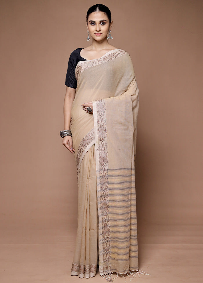 Cream Cotton Saree With Blouse Piece