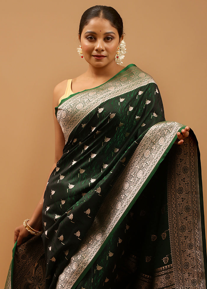 Green Tanchoi Silk Saree With Blouse Piece