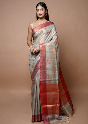 Grey Dupion Silk Saree With Blouse Piece