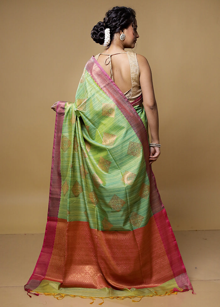 Green Dupion Silk Saree With Blouse Piece