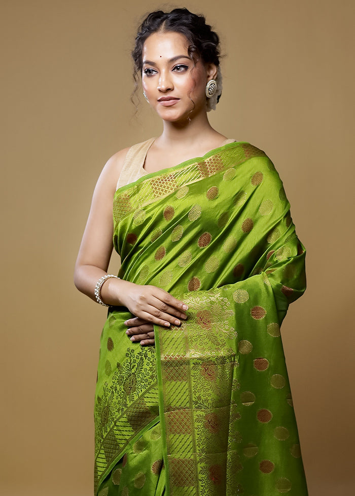 Green Dupion Silk Saree With Blouse Piece