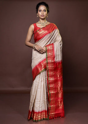 Cream Gadwal Pure Silk Saree Without Blouse Piece