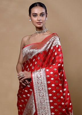 Red Banarasi Silk Saree With Blouse Piece