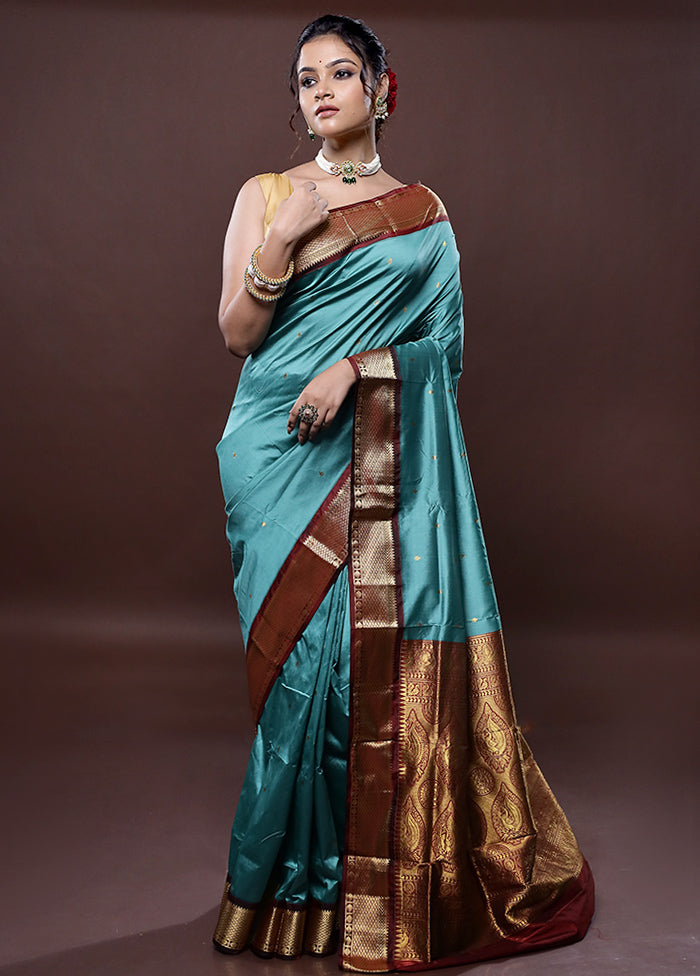 Green Kanjivaram Silk Saree Without Blouse Piece - Indian Silk House Agencies