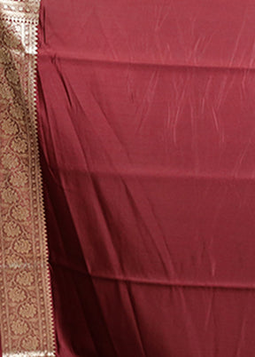 Purple Banarasi Silk Saree With Blouse Piece