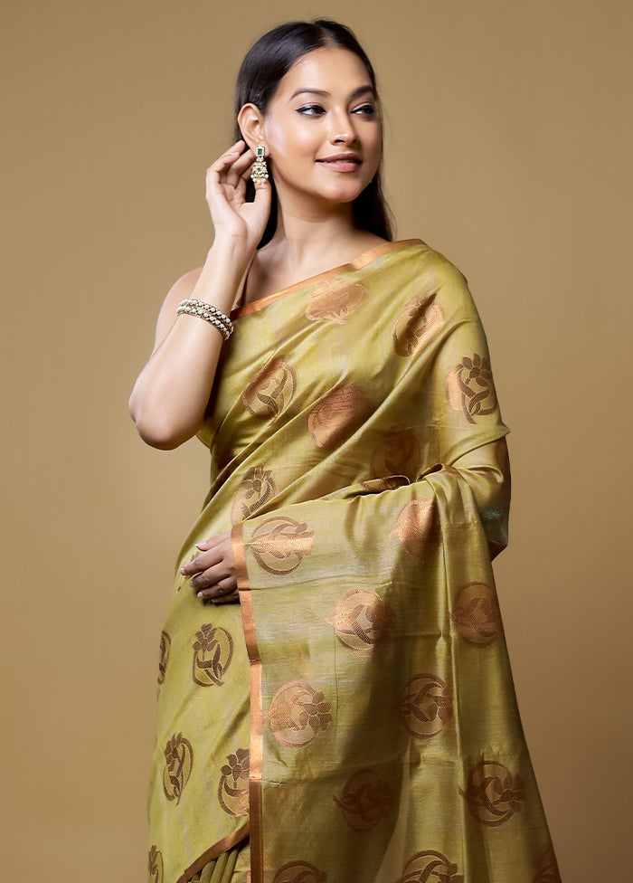 Green Dupion Silk Saree With Blouse Piece