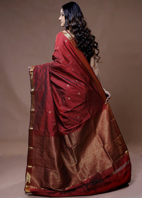 Red Kanjivaram Silk Saree With Blouse Piece - Indian Silk House Agencies