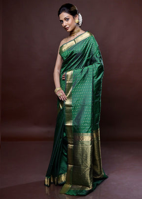 Green Kanjivaram Silk Saree Without Blouse Piece - Indian Silk House Agencies