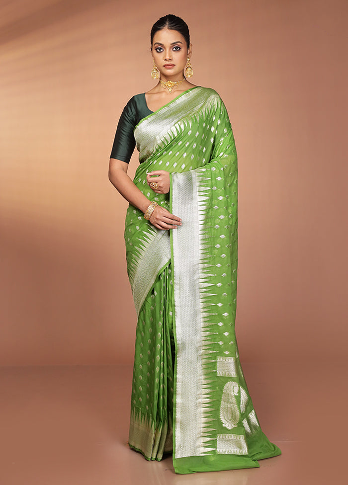 Green Georgette Saree With Blouse Piece