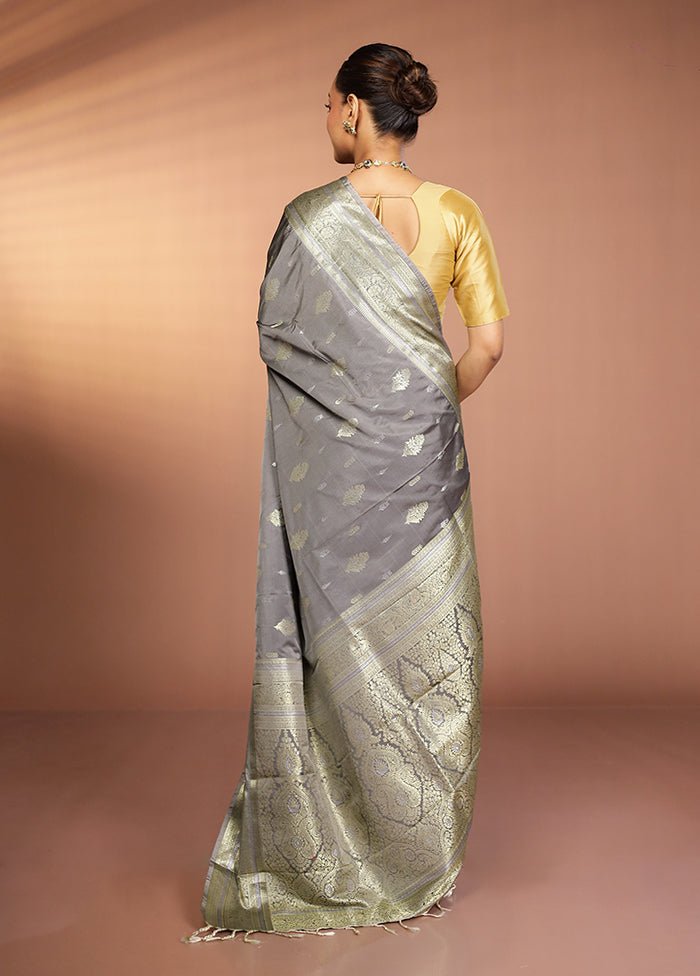 Multicolor Kanjivaram Silk Saree With Blouse Piece