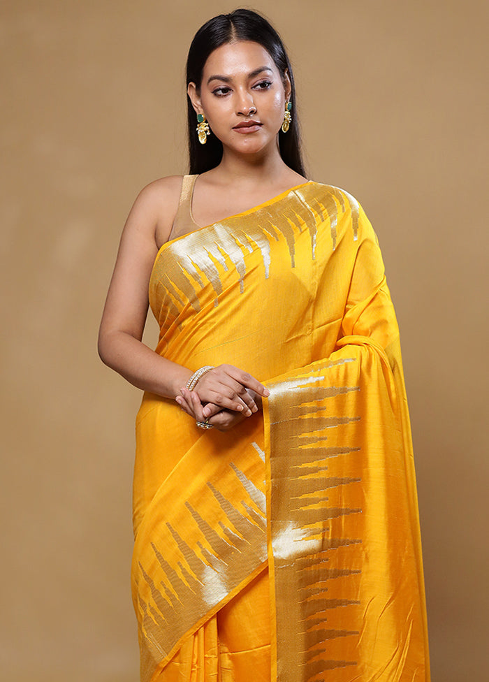 Yellow Cotton Saree With Blouse Piece