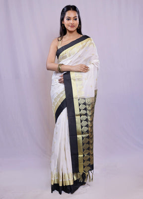 White Kanjivaram Silk Saree With Blouse Piece - Indian Silk House Agencies