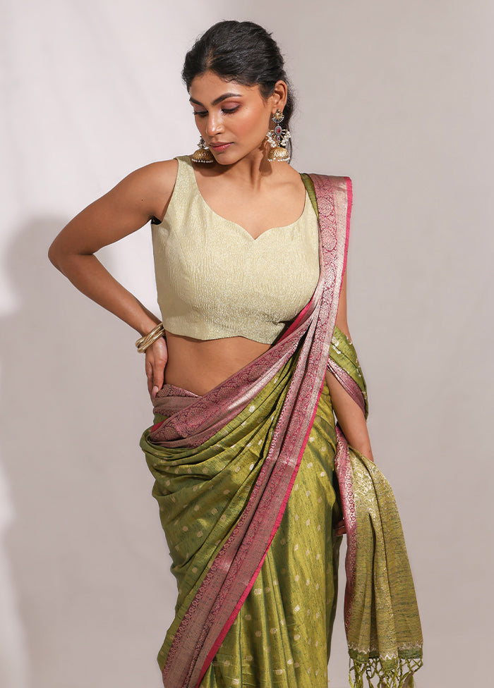 Green Dupion Silk Saree With Blouse Piece