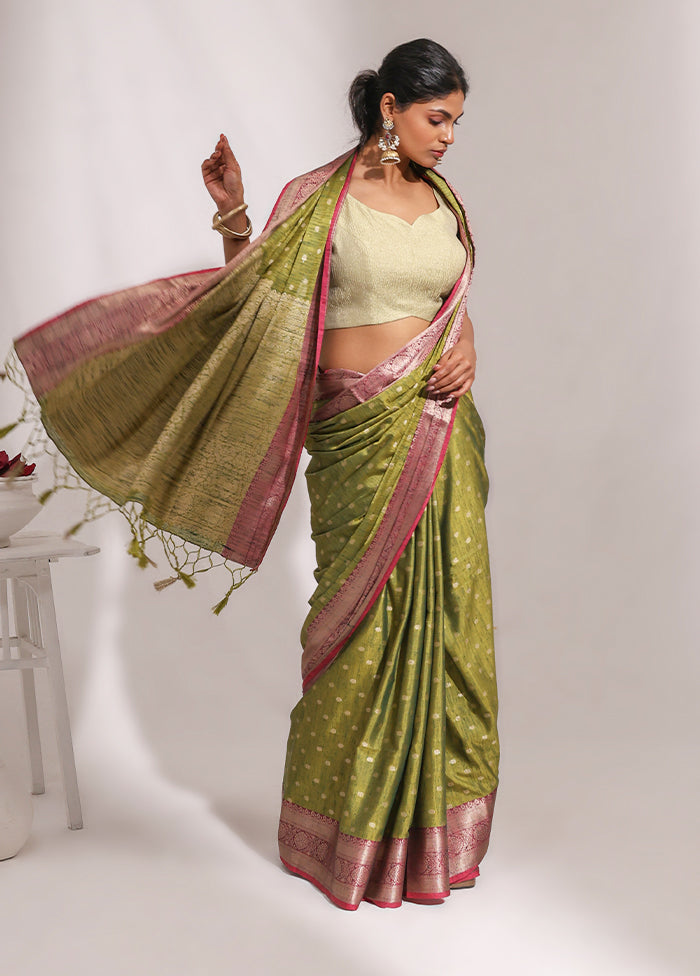 Green Dupion Silk Saree With Blouse Piece