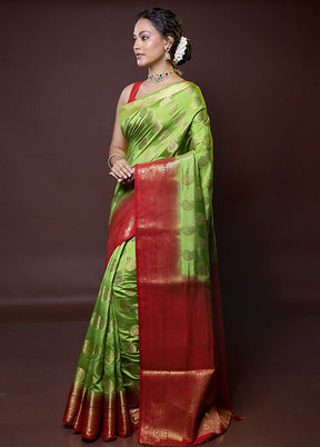 Green Dupion Silk Saree With Blouse Piece