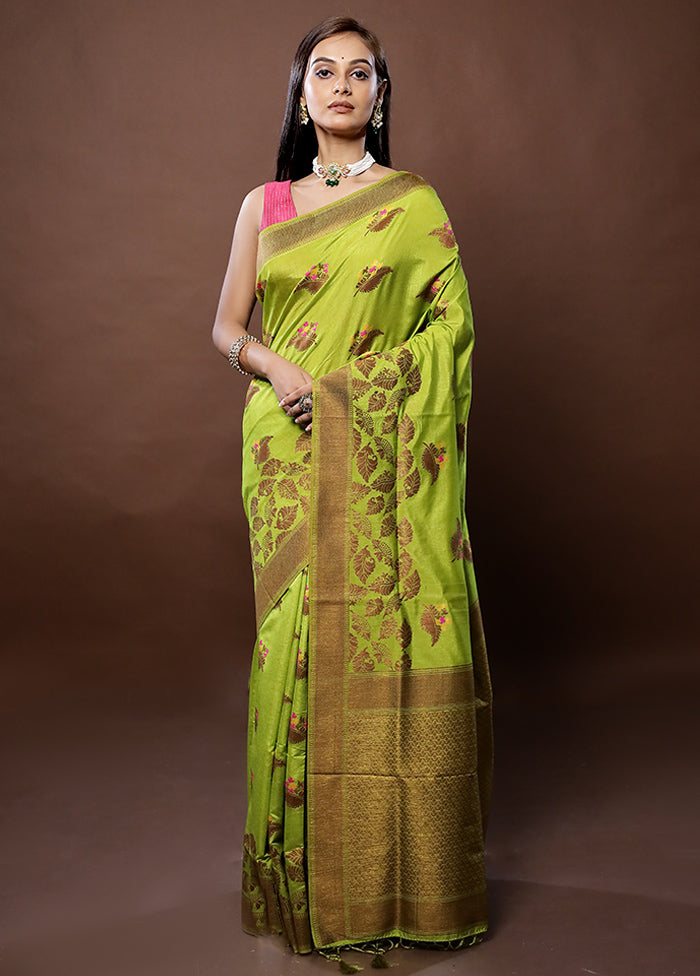 Green Dupion Silk Saree With Blouse Piece