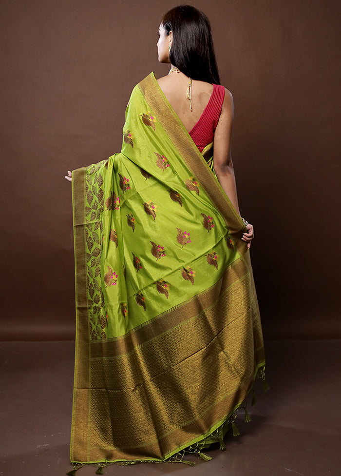 Green Dupion Silk Saree With Blouse Piece