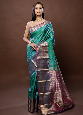 Green Handloom Kanjivaram Pure Silk Saree With Blouse Piece