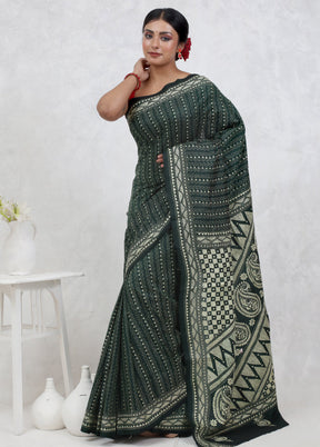 Green Kantha Stitch Pure Silk Saree Without Blouse Piece - Indian Silk House Agencies