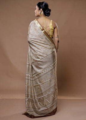 Cream Printed Pure Silk Saree With Blouse Piece - Indian Silk House Agencies