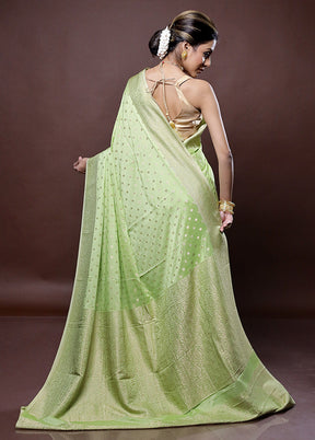 Green Georgette Saree With Blouse Piece