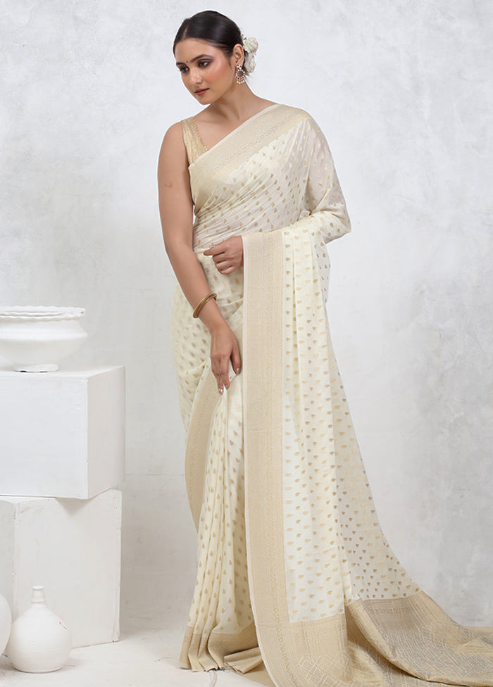 Cream Georgette Saree With Blouse Piece