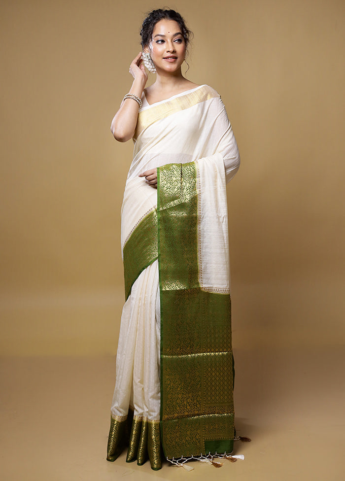 Green Dupion Silk Saree With Blouse Piece