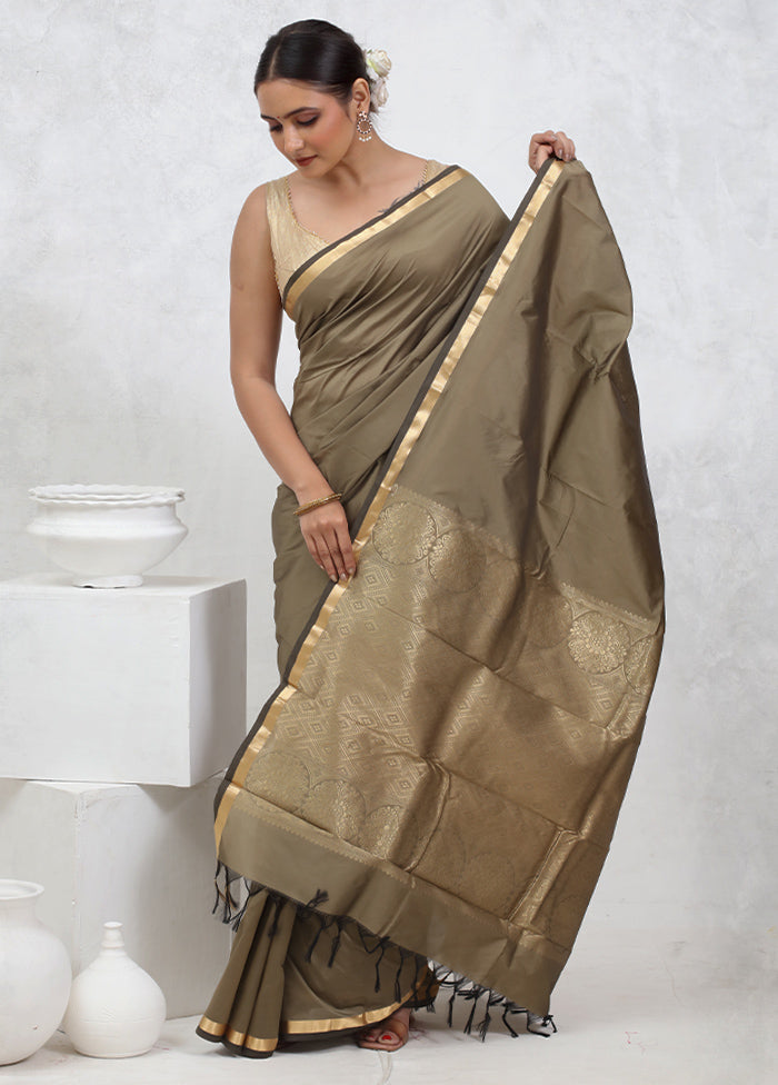 Green Kanjivaram Silk Saree With Blouse Piece - Indian Silk House Agencies