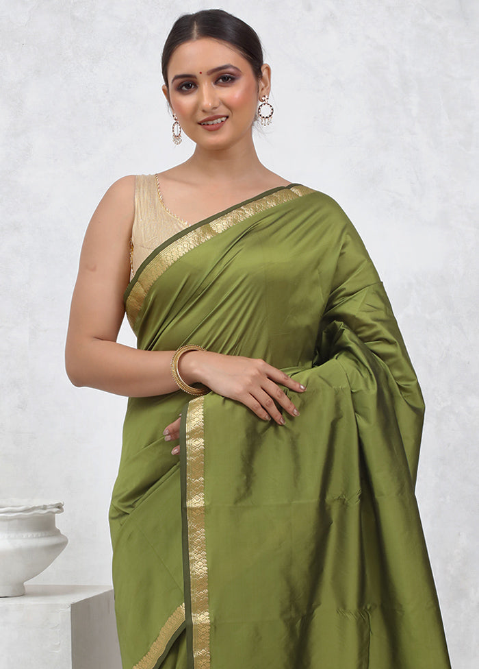 Green Kanjivaram Silk Saree With Blouse Piece