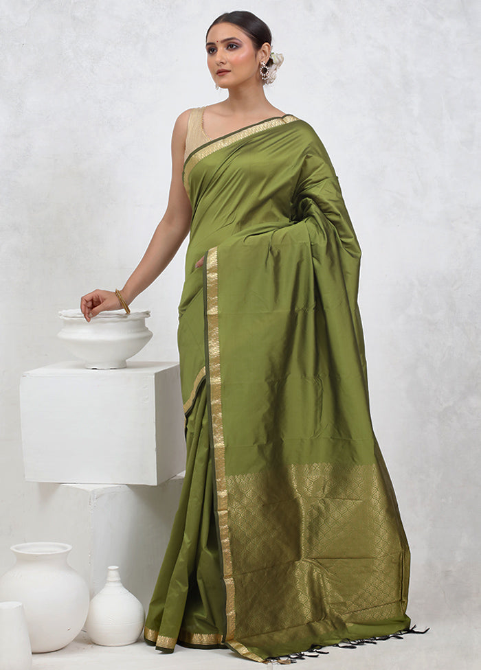 Green Kanjivaram Silk Saree With Blouse Piece