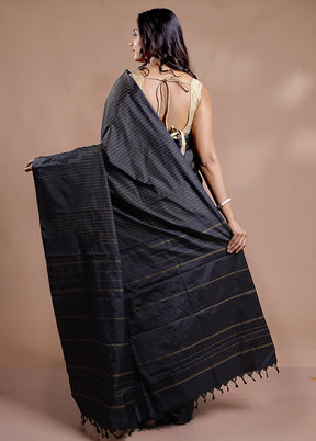 Black Kanjivaram Silk Saree With Blouse Piece - Indian Silk House Agencies