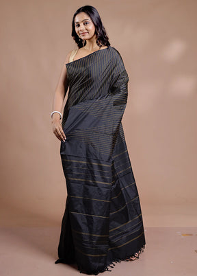 Black Kanjivaram Silk Saree With Blouse Piece - Indian Silk House Agencies