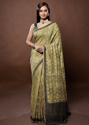 Green Tussar Silk Saree With Blouse Piece