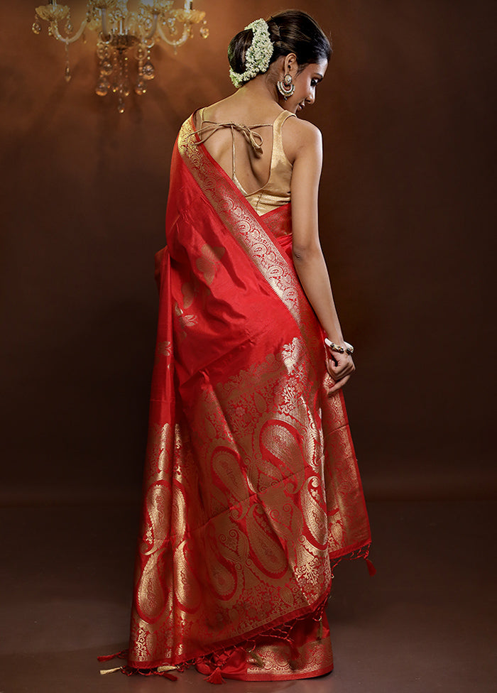 Red Dupion Silk Saree With Blouse Piece