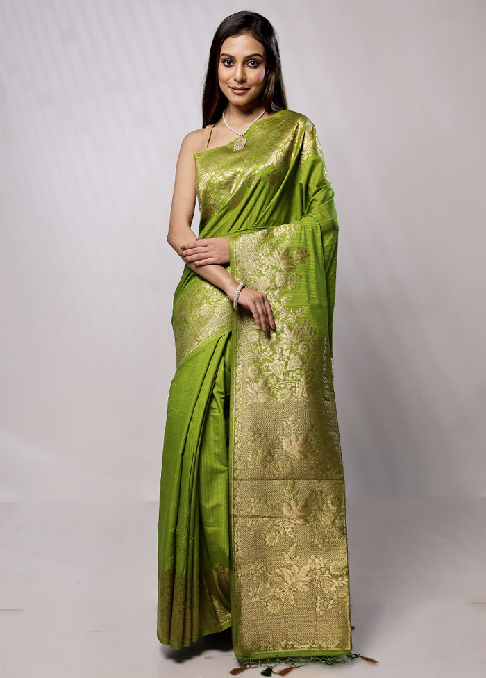 Green Dupion Silk Saree With Blouse Piece