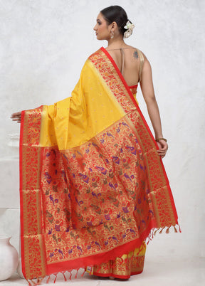 Yellow Kanjivaram Silk Saree With Blouse Piece