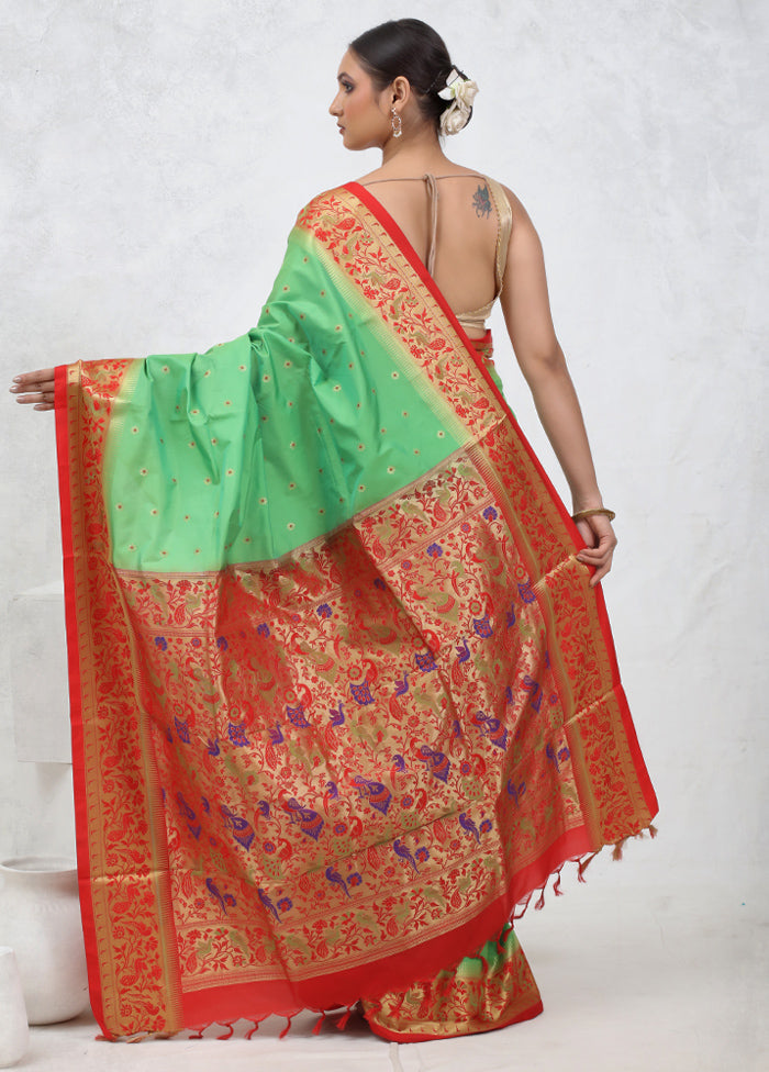 Green Kanjivaram Silk Saree With Blouse Piece