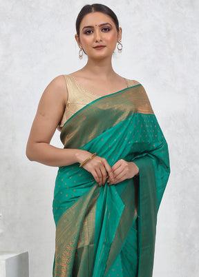 Green Georgette Saree With Blouse Piece