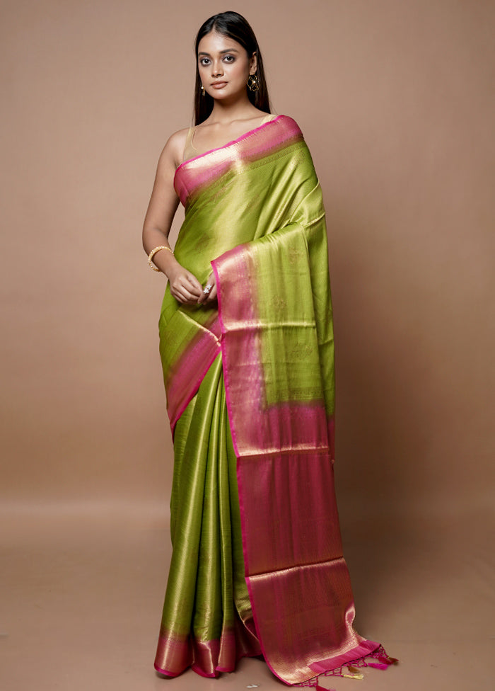 Green Dupion Silk Saree With Blouse Piece