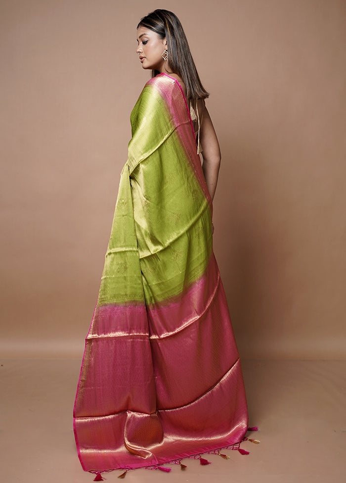 Green Dupion Silk Saree With Blouse Piece