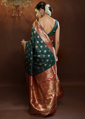 Green Dupion Silk Saree With Blouse Piece