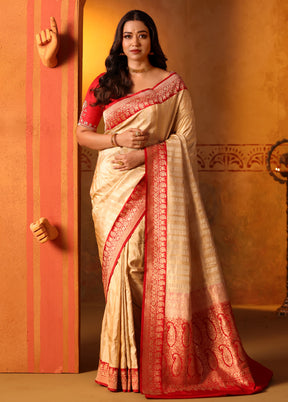 Cream Handloom Katan Pure Silk Saree With Blouse Piece