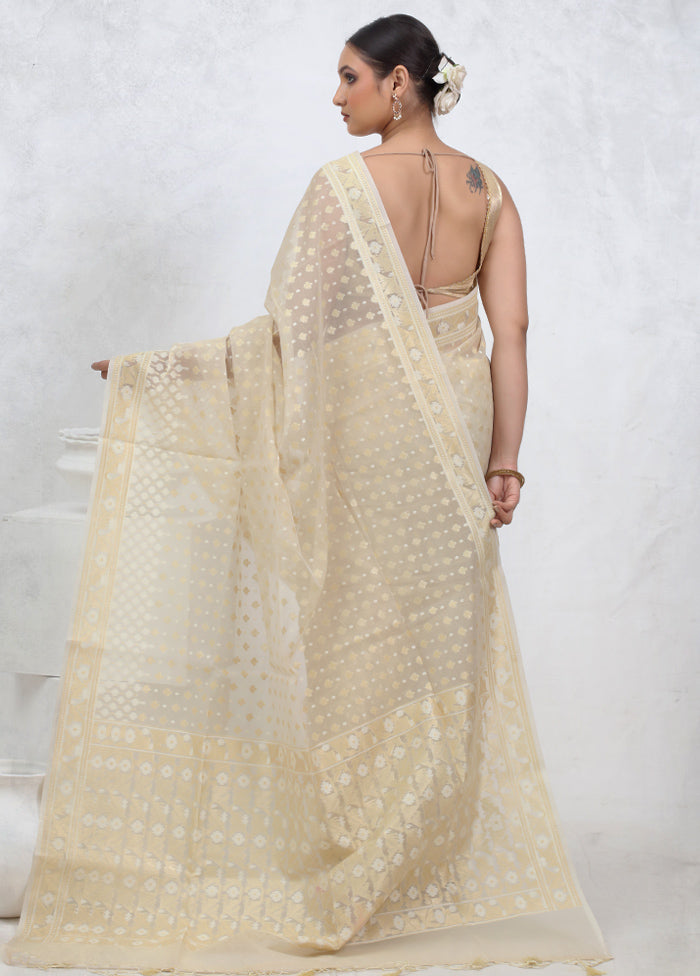 Cream Kora Silk Saree With Blouse Piece