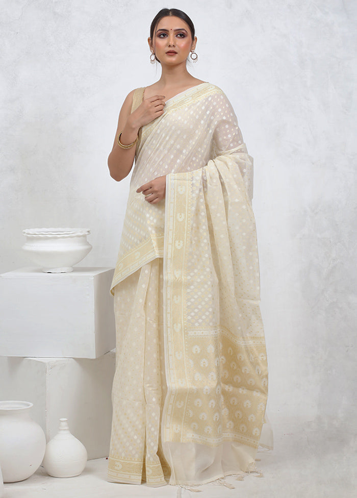 White Kora Silk Saree With Blouse Piece