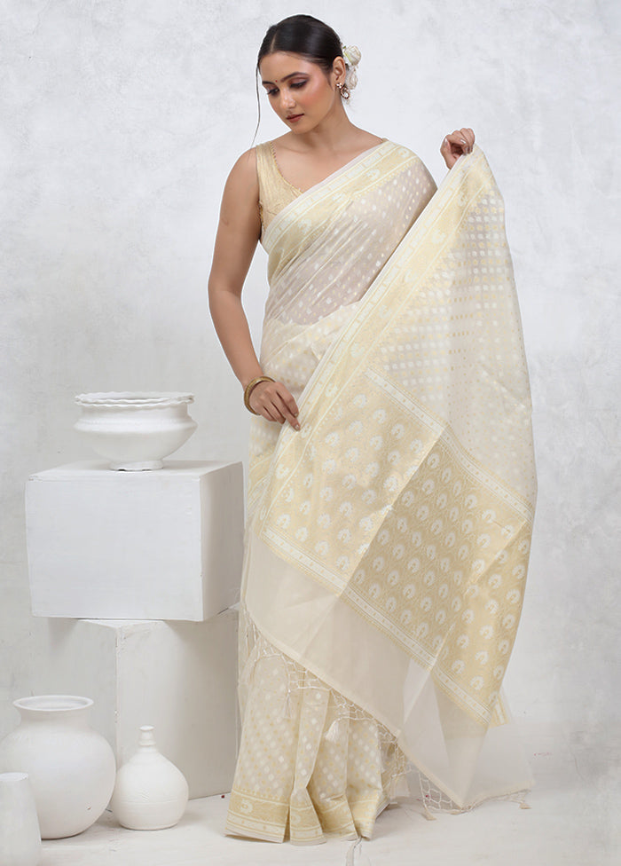 White Kora Silk Saree With Blouse Piece