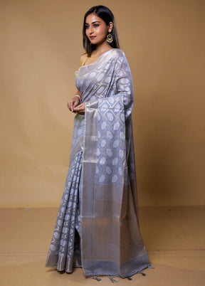 Grey Kora Silk Saree With Blouse Piece