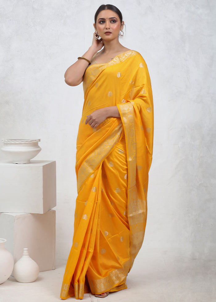 Yellow Cotton Saree With Blouse Piece